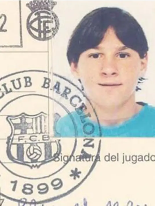 Carles Rexach menjadi orang yang berharga bagi Messi. Ia tetap yakin dengan Messi dan membantu proses pengobatan suntik hormon untuk Messi. Setelah suntik, Messi menjelma menjadi pemain hebat dan sukses beri gelar liga Champions untuk Barcelona. (Liputan6.com/IG/leomessi)