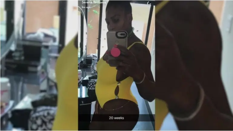 Hamil, Serena Williams memamerkan perutnya yang mulai membuncit lewat akun snapchat-nya. (Sumber: Snapchat)