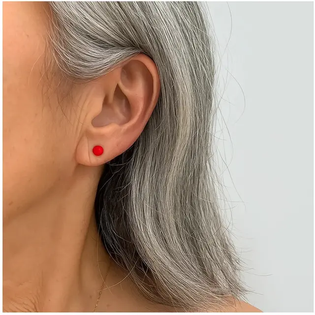 8 Model Anting yang Bikin Rambut Beruban Tampak Awet Muda, Tips Tampil Memukau