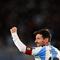 Lionel Messi berhasil mengukir brace saat Timnas Argentina membungkam Venezuela dengan skor 3-0, pada laga lanjutan kualifikasi Piala Dunia 2026 zona CONMEBOL di Estadio Monumental, Buenos Aires, Jumat (5/9/2025) pagi WIB. Duel itu sekaligus menjadi partai terakhir Messi bersama Argentina di kandang sendiri. (AFP/Luis ROBAYO)