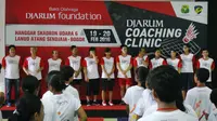 Komitmen Bakti Olahraga Djarum Foundation melestarikan olahraga bulutangkis Indonesia terus diperlihatkan dengan menggelar coaching clinic.