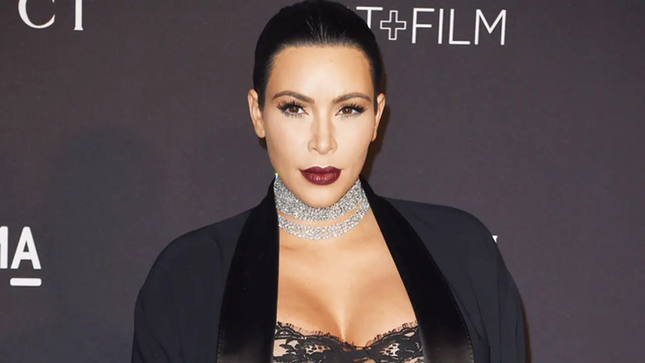 Kim Kardashian Merindukan Ayahnya yang Telah Lama Meninggal