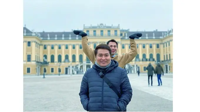 5 Potret Jadul Merry Asisten Raffi Ahmad, Berdandan Seperti Wanita