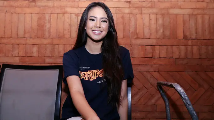 [Bintang] Aurelie Moeremans