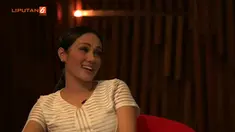 Mulan Jameela ungkap kisah cintanya dengan Ahmad Dhani.