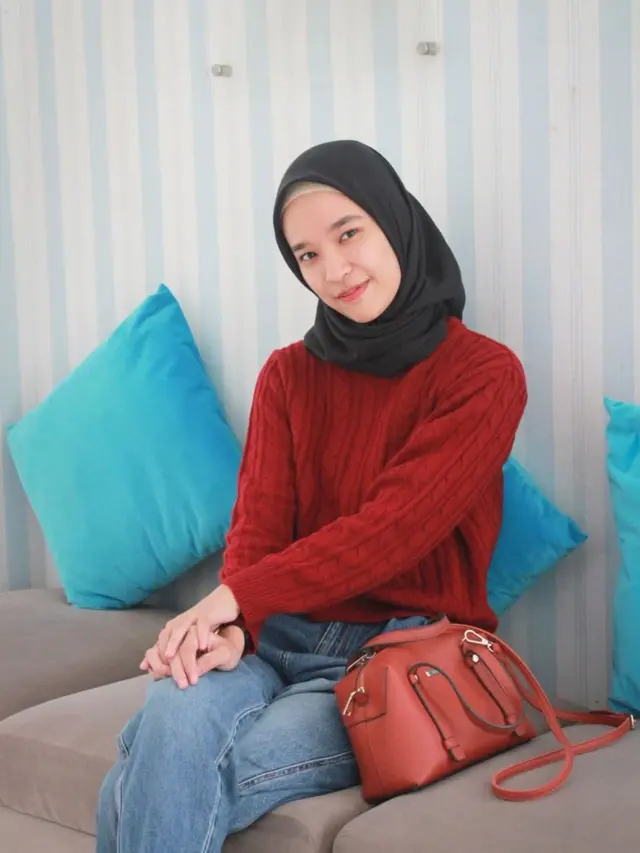 6 Potret Terbaru Beby Chaesara Eks JKT48, Anggun Berhijab