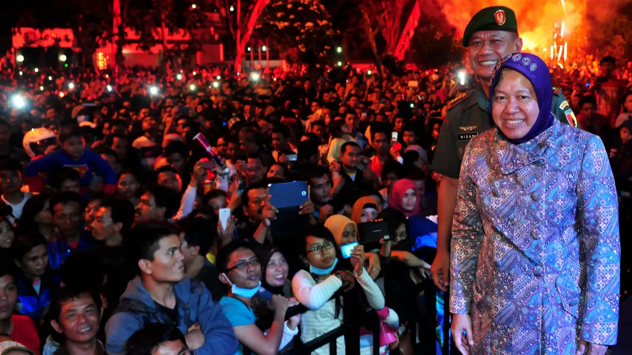 Suasana Malam Tahun Baru di Kota Surabaya