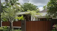 7 Jenis Pagar Rumah yang Bisa Mengurangi Panas dan Debu dari Jalan