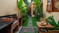 8 Model Halaman Belakang Rumah Kecil untuk Spot Barbeque dan Kumpul Seru, Tetap Nyaman Meski Sempit