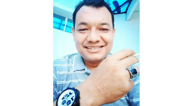 Spesialis Perankan Dokter, Ini 6 Potret Alex Jonson di Kehidupan Nyata