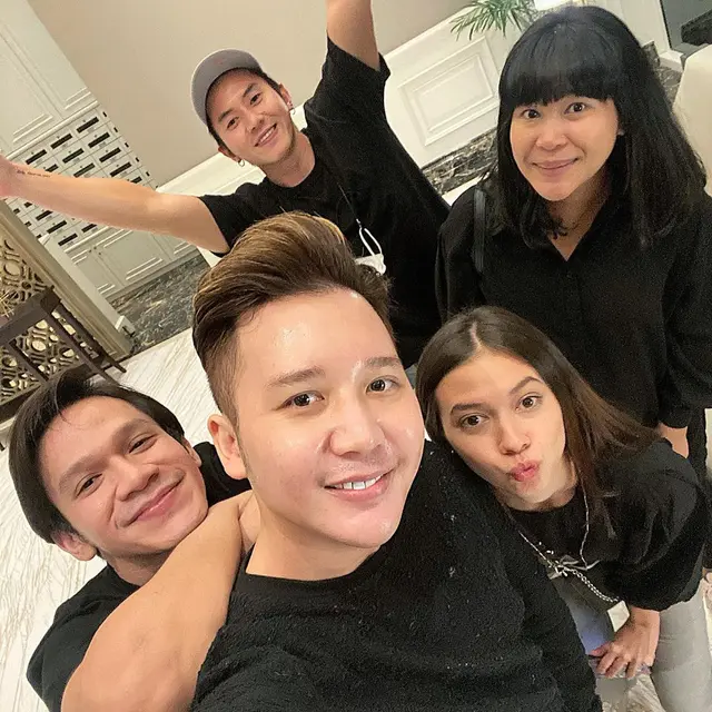 Genap Berusia 33 Tahun, Ini 7 Potret Terbaru Rangga Moela SMASH