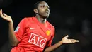 Manchester United&#039;s English forward Danny Welbeck celebrates after scoring the fourth goal during the English Premiership football match against Stoke City at Old Trafford, Manchester, on November 15, 2008. AFP PHOTO/ANDREW YATES