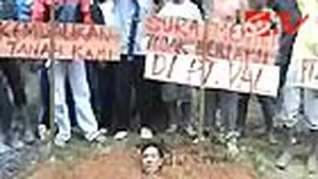 Minta Tanah Dikembalikan, Warga Blokir Jalan
