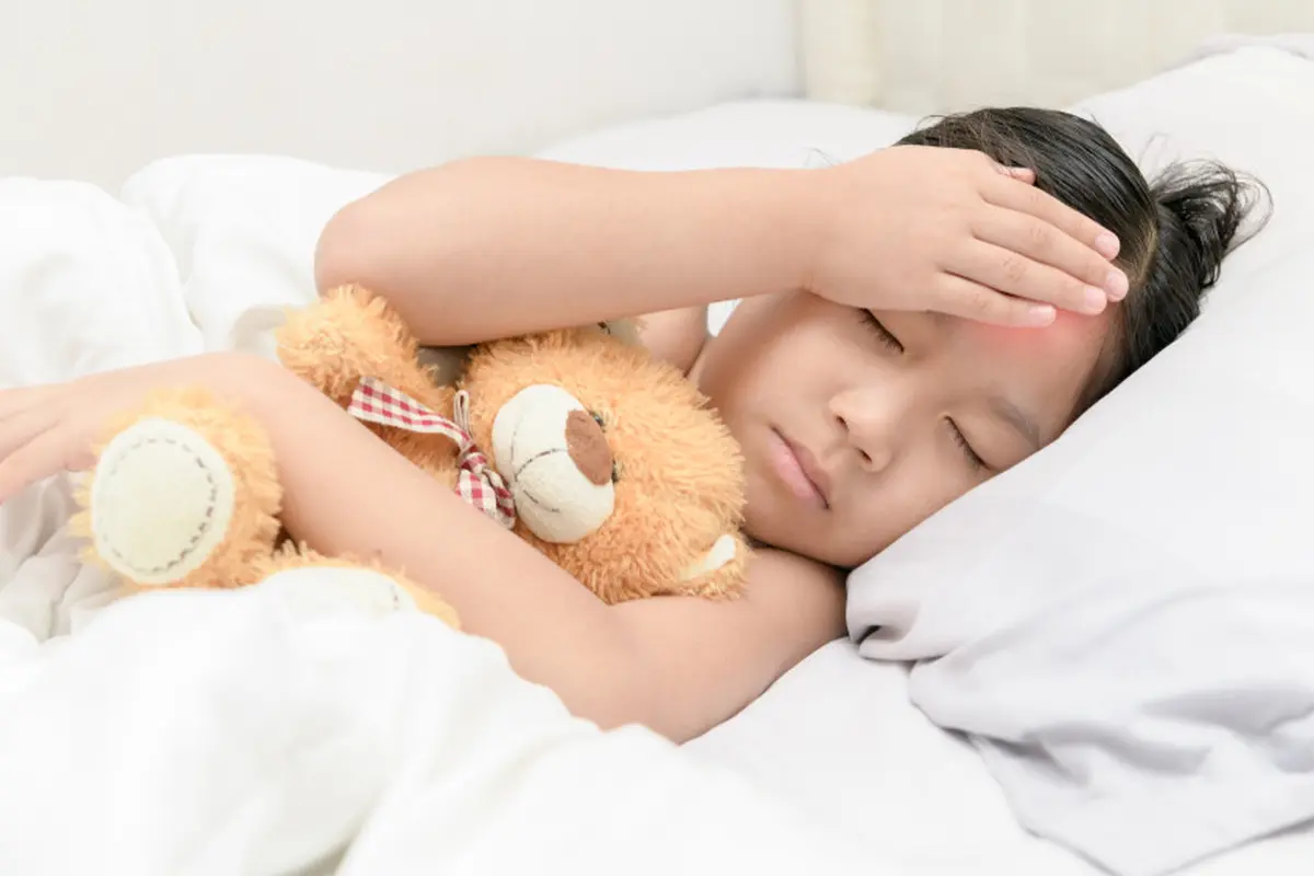 anak kecil sakit