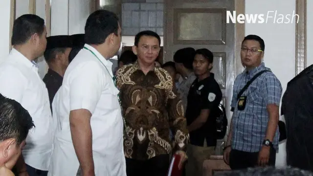 Saat Sidang Ahok, Humprey Djemat mengaku tim pengacara gubernur DKI Jakarta non aktif ini ingin merunut kronologi keluarnya pendapat dan sikap keagamaan MUI terkait pidato Ahok di Kepulauan Seribu.