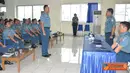 Citizen6, Tanjung Priok: Kadisharkap Kolinlamil Kolonel Laut (T) Rachmat Hartoyo, memimpin pembekalan dan pembinaan Korps terhadap Perwira Korps Teknik Kolinlamil, di Gedung Laut Natuna Mako Kolinlamil, Kamis (31/5).