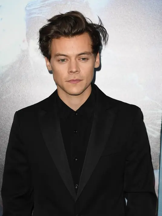 Bukan sembarang rumor, tersiar kabar bahwa kedekatak keduanya sudah tersiar lewat foto-foto yang dimuat di majalah TheSun dan juga tersebar di berbagai media sosial. Hubungan keduanya nampaknyabaru seumur jagung. (AFP/Angela Weis)