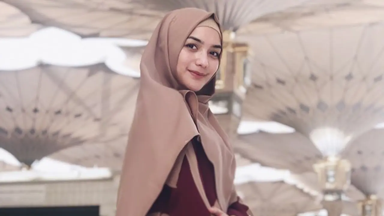 FOTO: Deretan Selebriti yang Pergi Umroh di Awal Ramadan