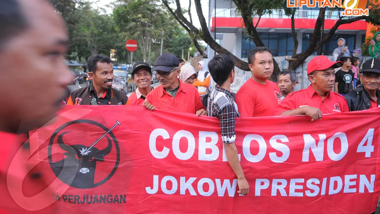 [FOTO] Jokowi Disambut Ribuan Warga Pacitan