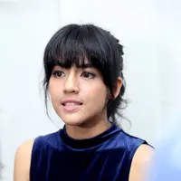 Perempuan kelahiran, 24 Oktober 1987 itu mengawali karier DJ sejak 2011. Sebelumnya ia  lebih dahulu menekuni dunia modeling dan konsisten berkarya di balik turntable-nya. (Andy Masela/Bintang.com)