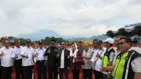 Tim Komisi V DPR RI pimpinan Michael Wattimena melakukan kunjungan kerja (kunker) spesifik untuk mengecek kesiapan prasarana mudik Lebaran.