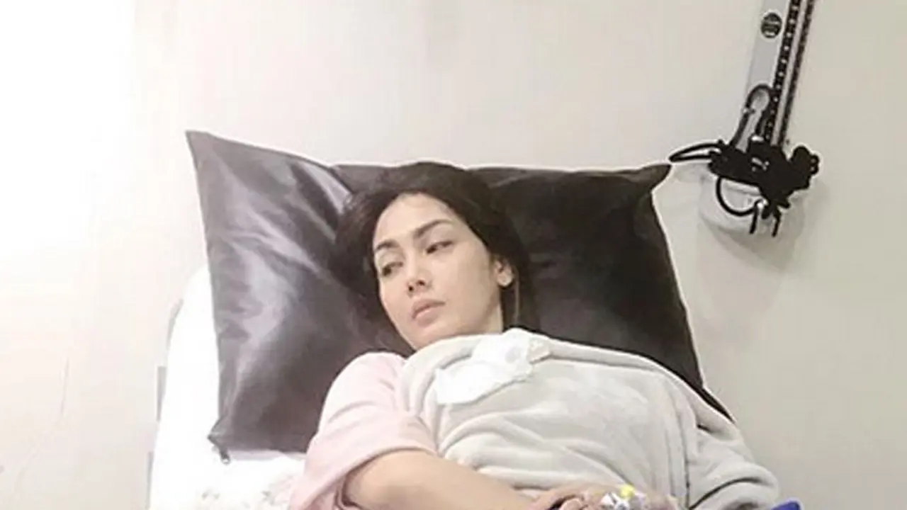 [Bintang] Fenita Arie dan Arie Untung