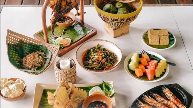 tempat makan enak di bintaro