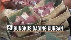 Umumnya masyarakat akan membagikan daging kurban dalam bentuk bungkusan kresek. Padahal hal itu tidak baik bagi kesehatan dan lingkungan.