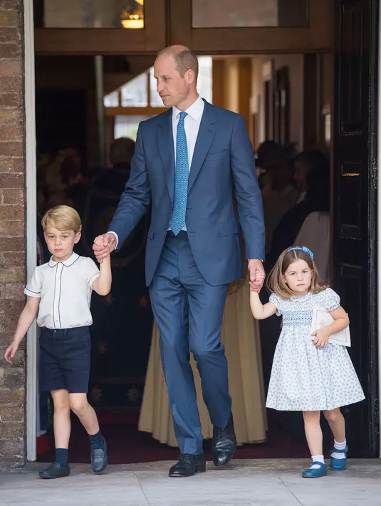 Saat fotografer ingin mengambil gambar keluarganya, Puteri Charlotte langsung mengeluarkan isi hatinya dengan tegas. (people)