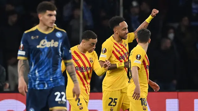 Foto: Aubameyang Kembali Cetak Gol, Barcelona Menang Telak di Kandang Napoli dan Lolos ke Babak 16 Besar Liga Europa 2021 / 2022