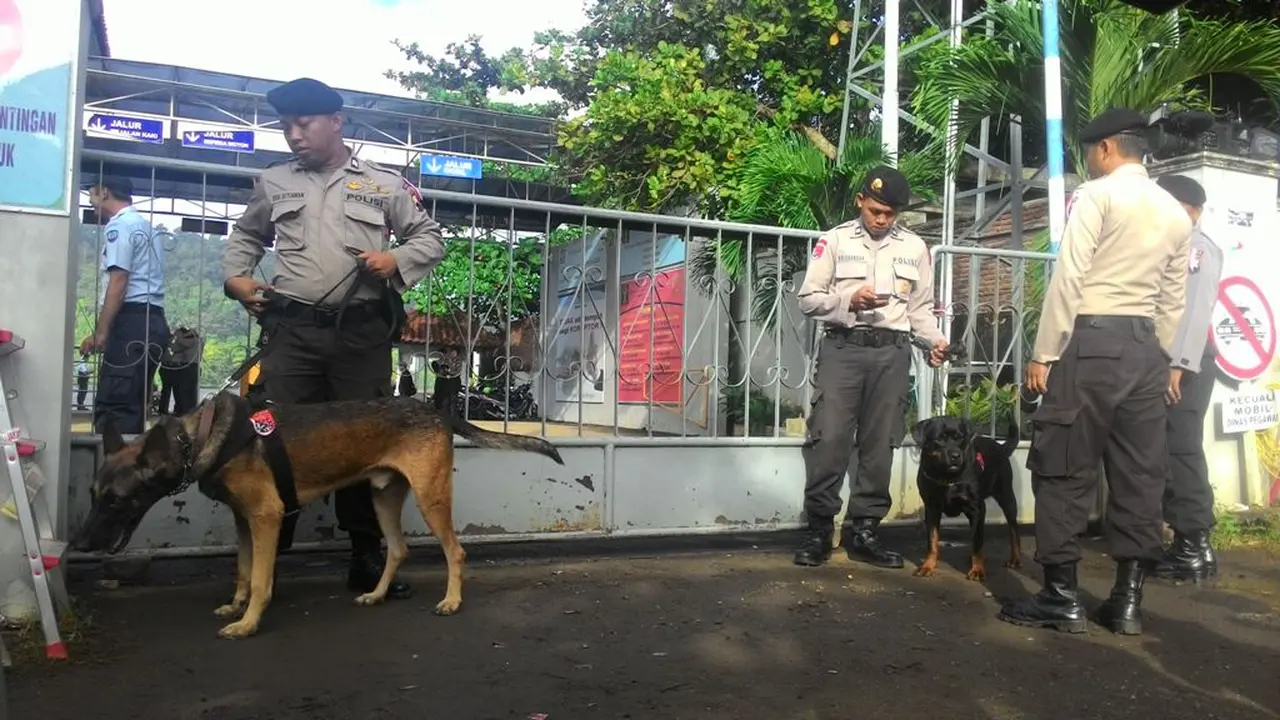 Anjing Polisi dan KRI Siaga Jelang Eksekusi Mati di Nusakambangan