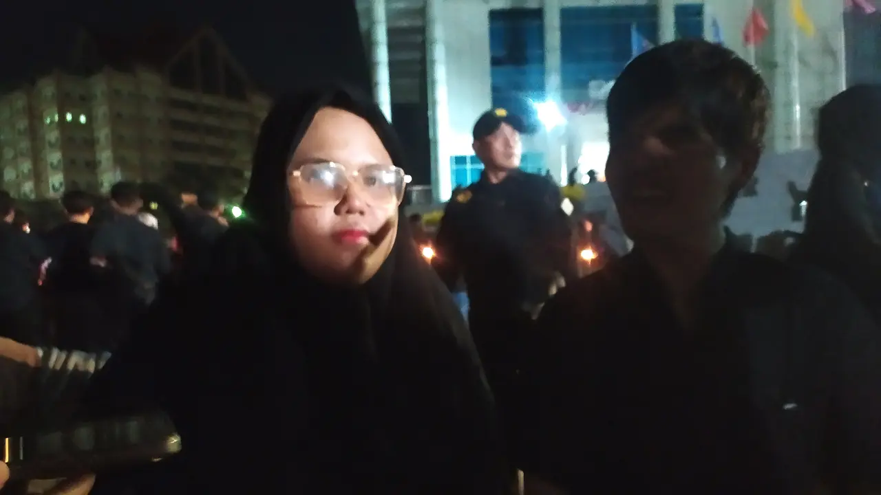 Zelda dan Ibam, dua mahasiswa disabilitas berharap Indonesia segera pulih.