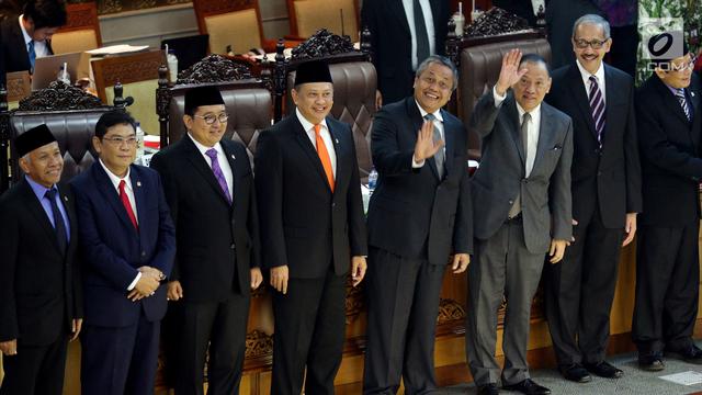 DPR Tetapkan Perry Warjiyo sebagai Gubernur BI