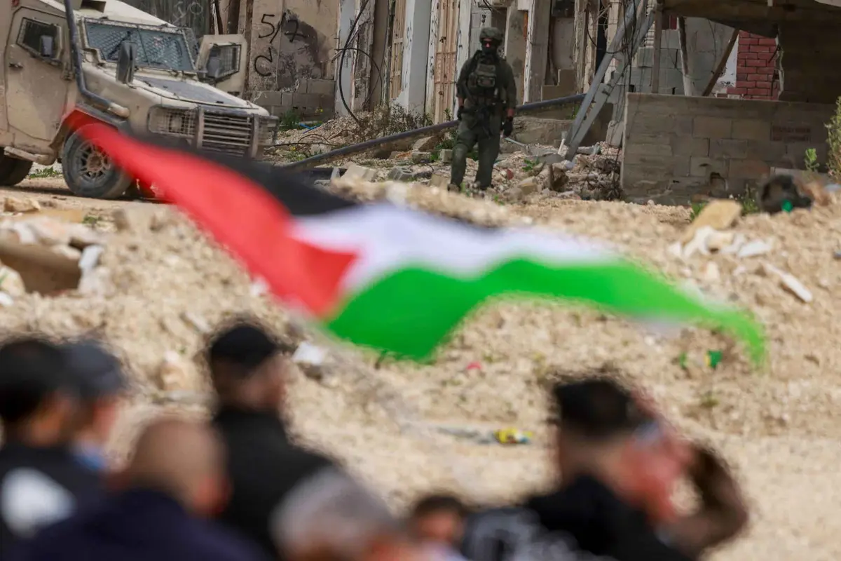 Warga Palestina Berunjuk Rasa Desak Israel Buka Akses Kamp Pengungsi Nur Shams