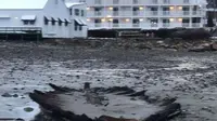 Bangkai Kapal Short Sands yang ditemukan pasca badai Nor'easter melanda Pantai Timur AS pada pekan lalu (ABC News/York Maine Police Department)