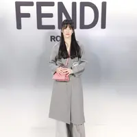 Song Hye Kyo di Fendi Milan Fashion Week, credit: Fendi