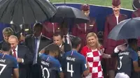 Presiden Kroasia Kolinda Grabar-Kitarovic di Piala Dunia 2018. (Foto: Twitter.com)