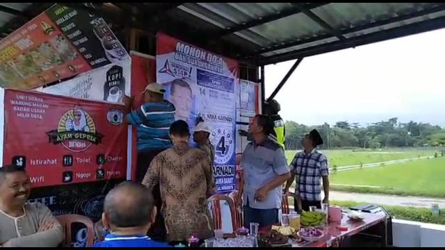 Saat Panwascam Bubarkan Kampanye Caleg di Cirebon