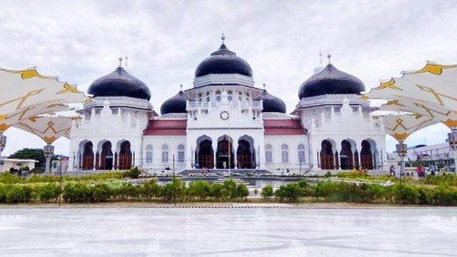 Barusia Ratusan Tahun, Ini 5 Masjid Tertua dan Termegah di Indonesia