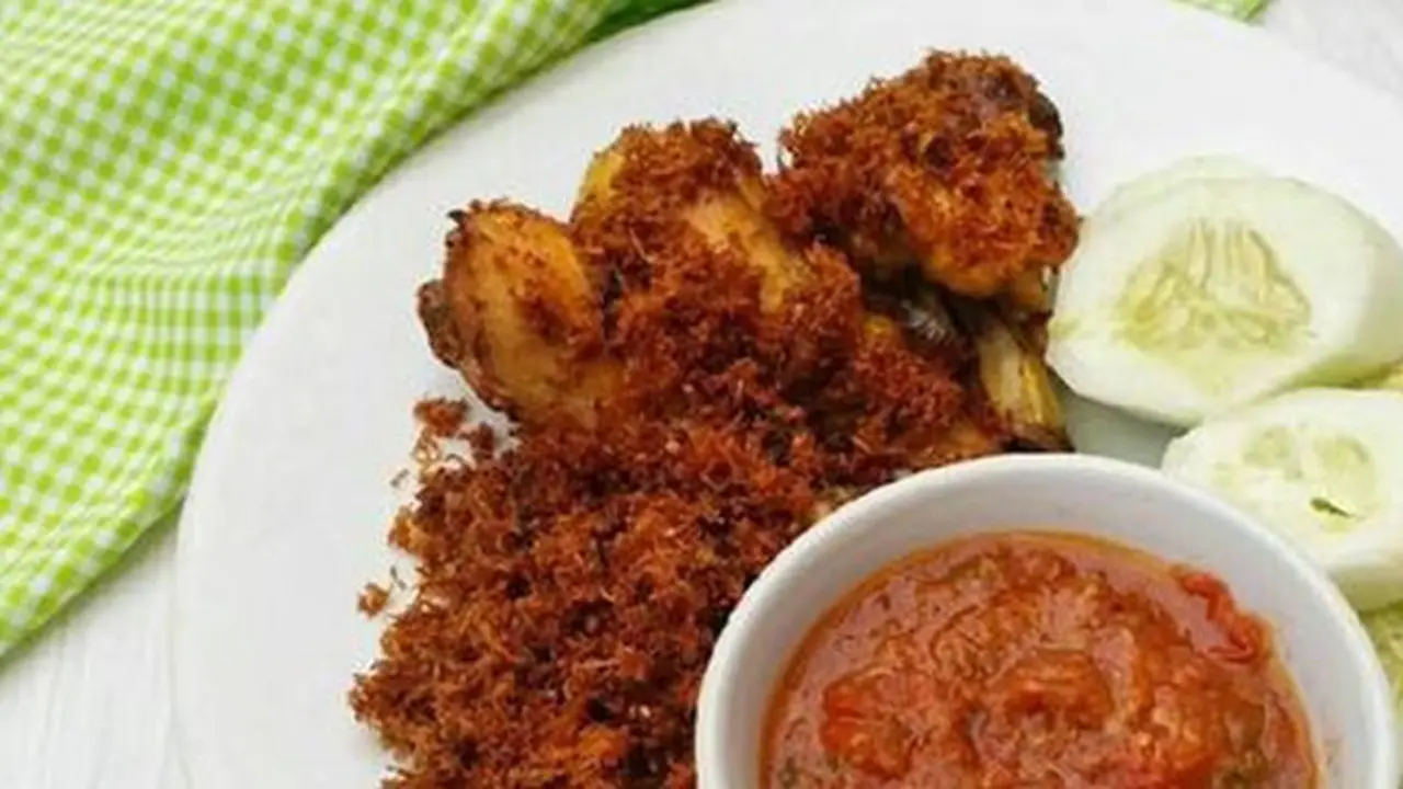 Ayam goreng serundeng./Copyright cookpad.com/Dapoer Sriwidi