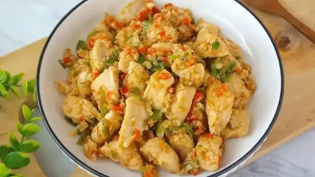 Resep oseng ayam bumbu taichan. (dok. Cookpad @Alodia_Kitchen)