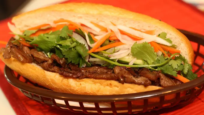 Ingin Pergi ke Vietnam? Ini 20 Hidangan Wajib Cicip (II)