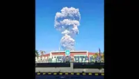 Gunung Dukono Erupsi: Tiga Pendaki Tewas, Puluhan Terjebak