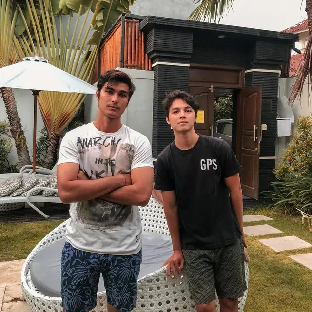 Junior Roberts bintang Vidio Sinetron Cerita Putih Abu Abu merupakan adik Cinta Brian dan Junior Roberts (Foto: Instagram @williamroberts08)