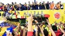 Kembalinya Timnas Kolombia usai berlaga di putaran final Piala Dunia 2014 disambut meriah ribuan suporter di Bogota, (6/7/2014). (REUTERS/Jose Miguel Gomez)