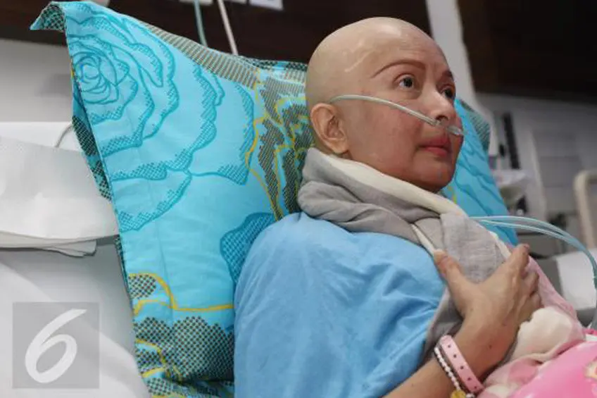 Jalani Cryotherapy, Yana Zein Hampir Sembuh  dari Kanker Payudara