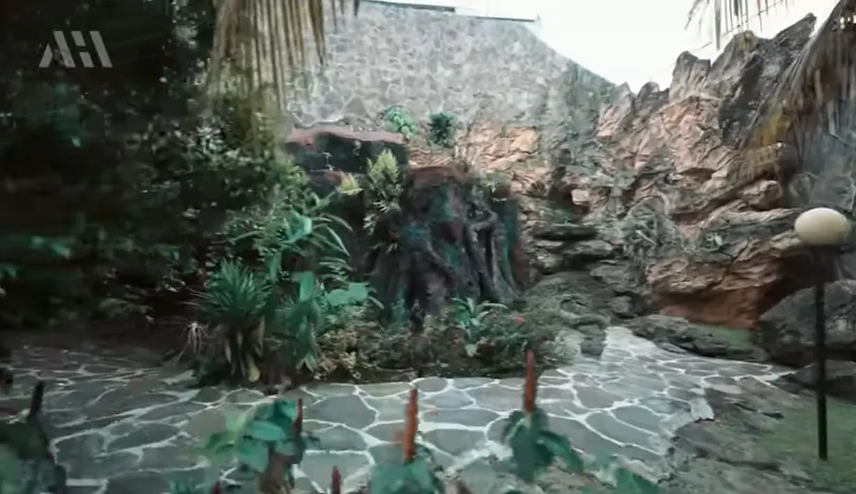 Rumah Rhoma Irama (Youtube/ AH)