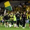Pemain Australia merayakan kemenangan setelah pertandingan Kualifikasi Piala Dunia FIFA 2026 antara Australia dan Jepang di Stadion Optus di Perth pada tanggal 5 Juni 2025. (COLIN MURTY/AFP)