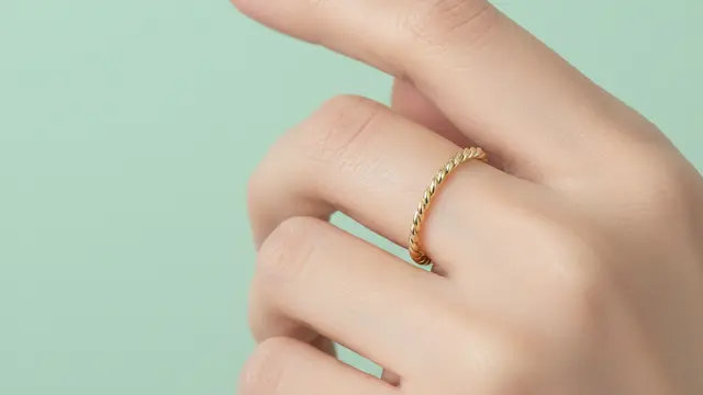 Model Cincin Emas Tipis yang Tidak Terlihat Murahan. AI