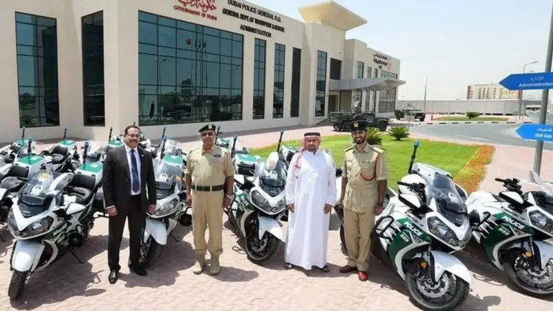 Polisi Dubai Pakai Motor Kawasaki Concours